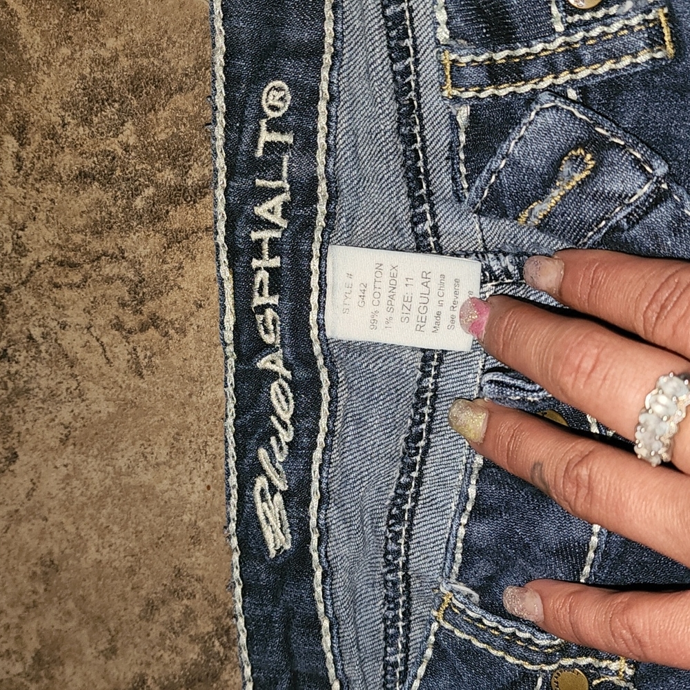 Jeans - Picture 2 of 2